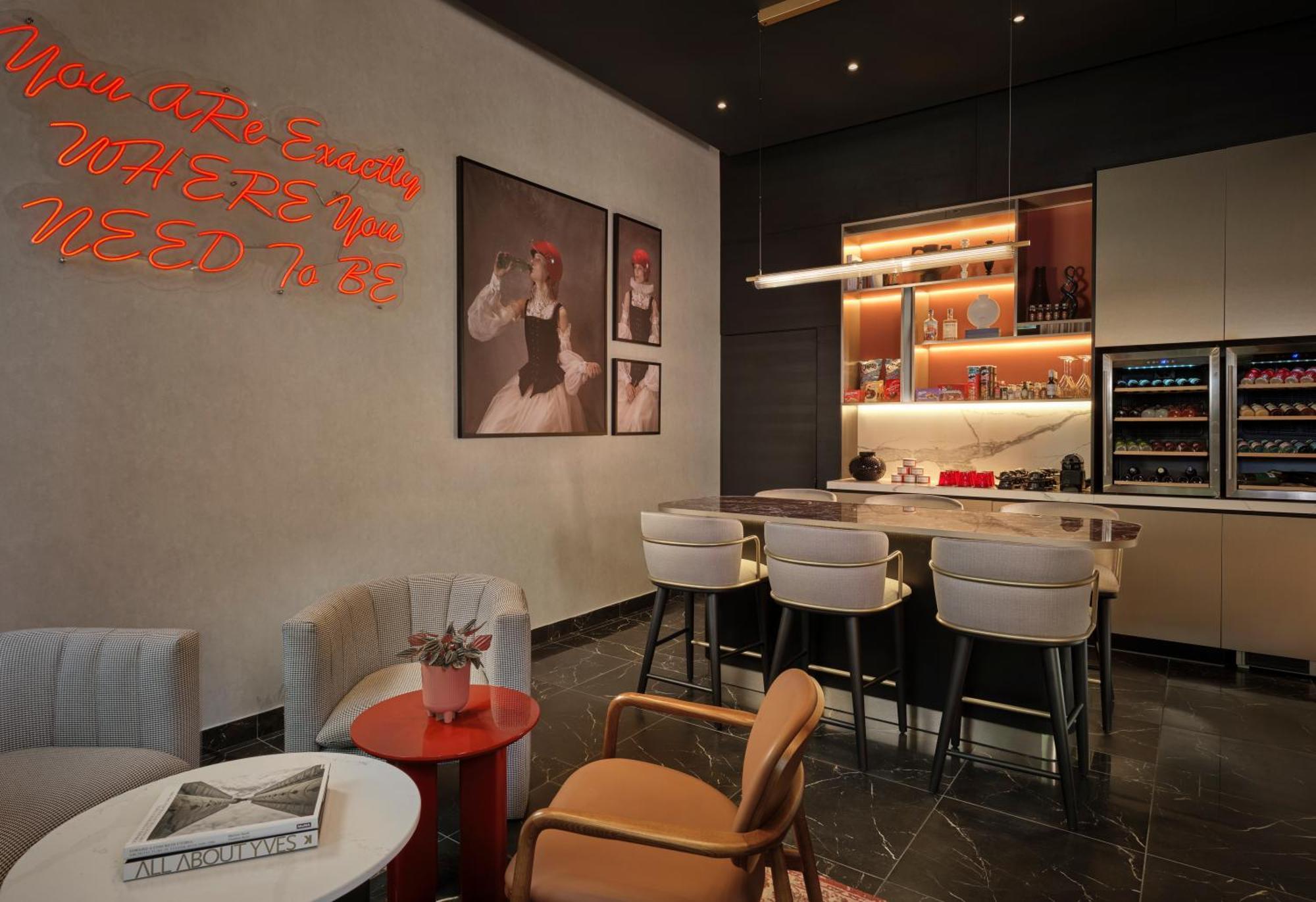 Radisson Red Belgrade Hotell Exteriör bild