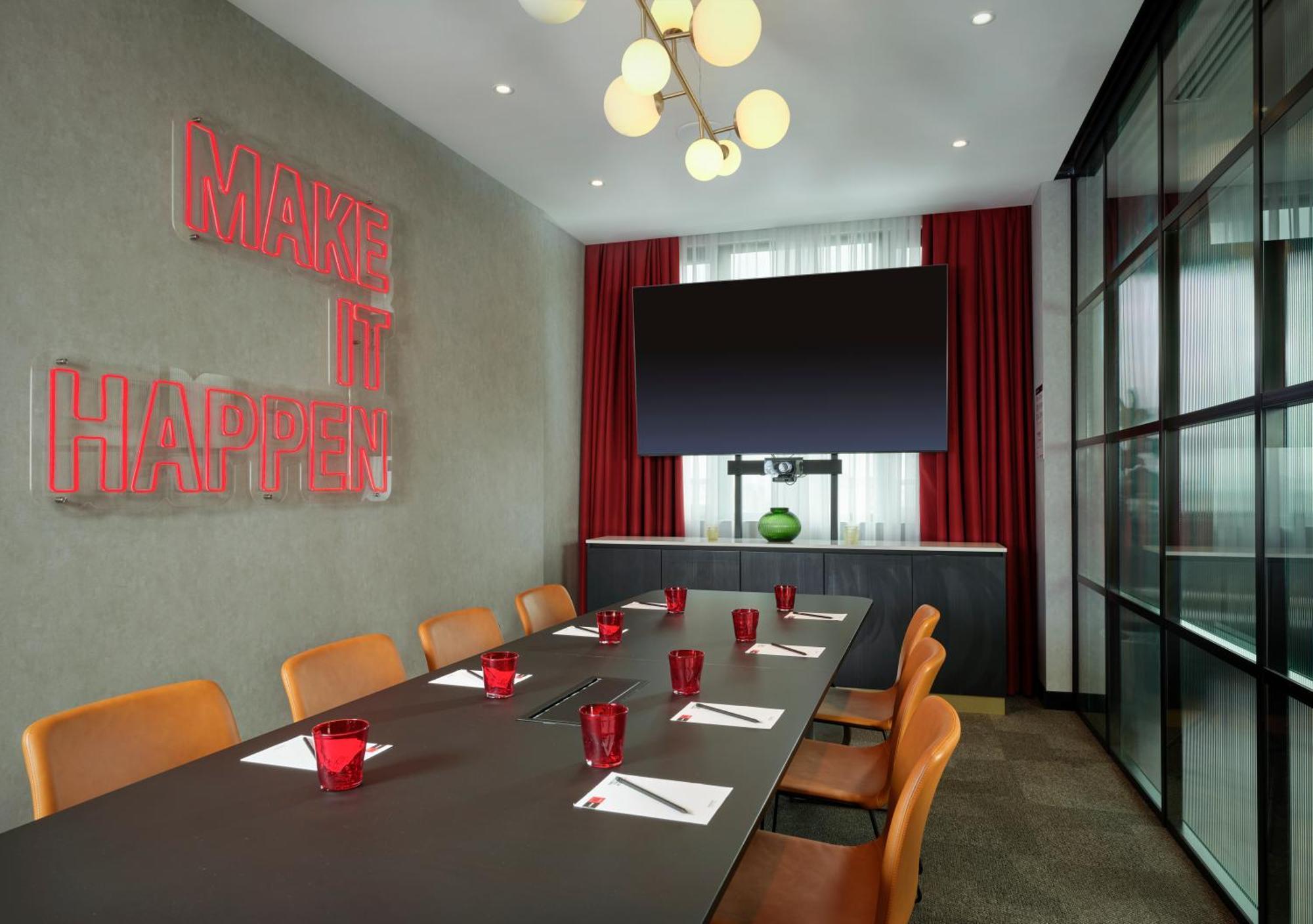 Radisson Red Belgrade Hotell Exteriör bild